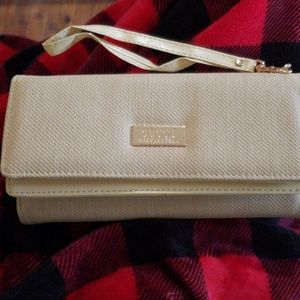 Gucci purse and wallet